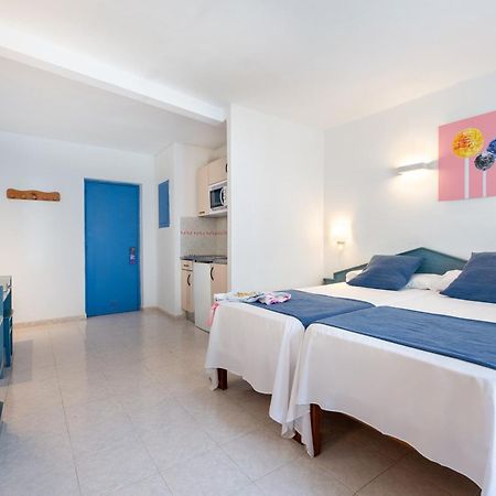 Hotel Apartamentos Vibra Central City - Adults Only Sant Antoni de Portmany Екстериор снимка